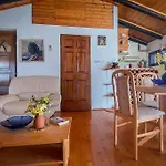 Apartament Romantic For Two With A Pool *