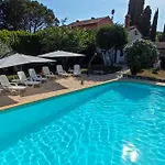 Apartament Romantic For Two With A Pool *