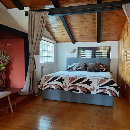 Apartment Romantic For Two With A Pool *