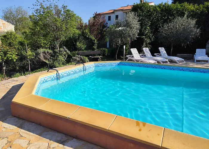 Romantic For Two With A Pool