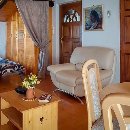 Apartment Romantic For Two With A Pool