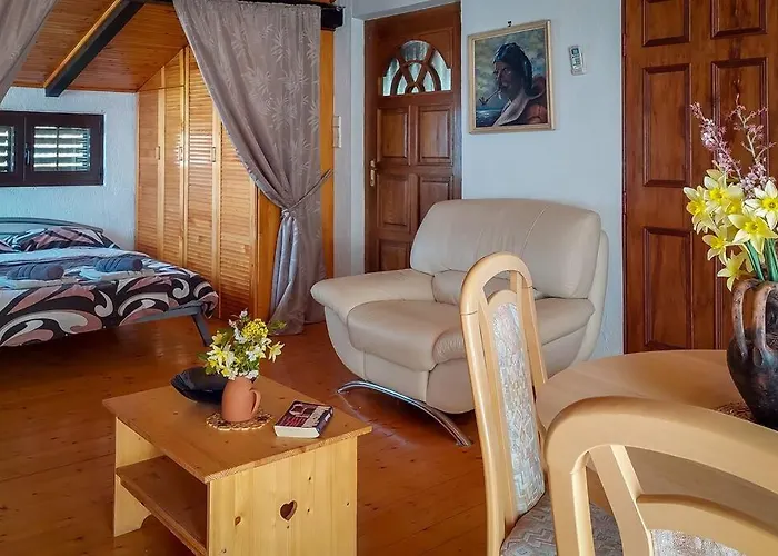 Apartmán Romantic For Two With A Pool