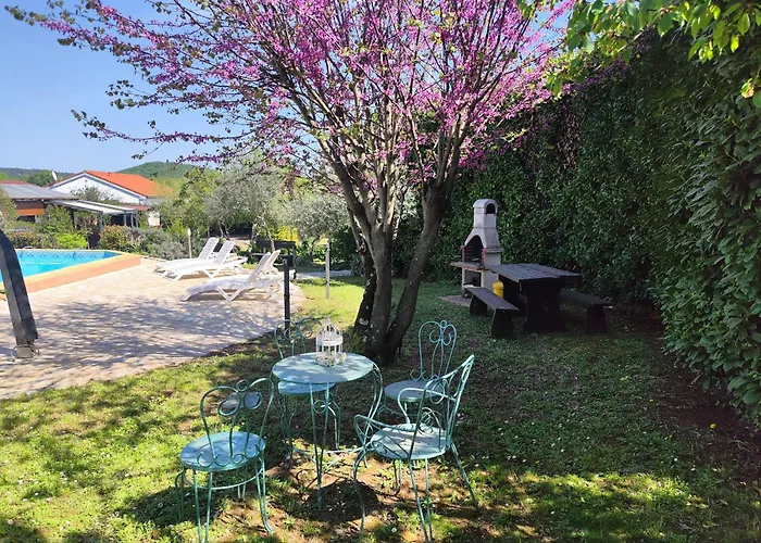 Apartmán Romantic For Two With A Pool